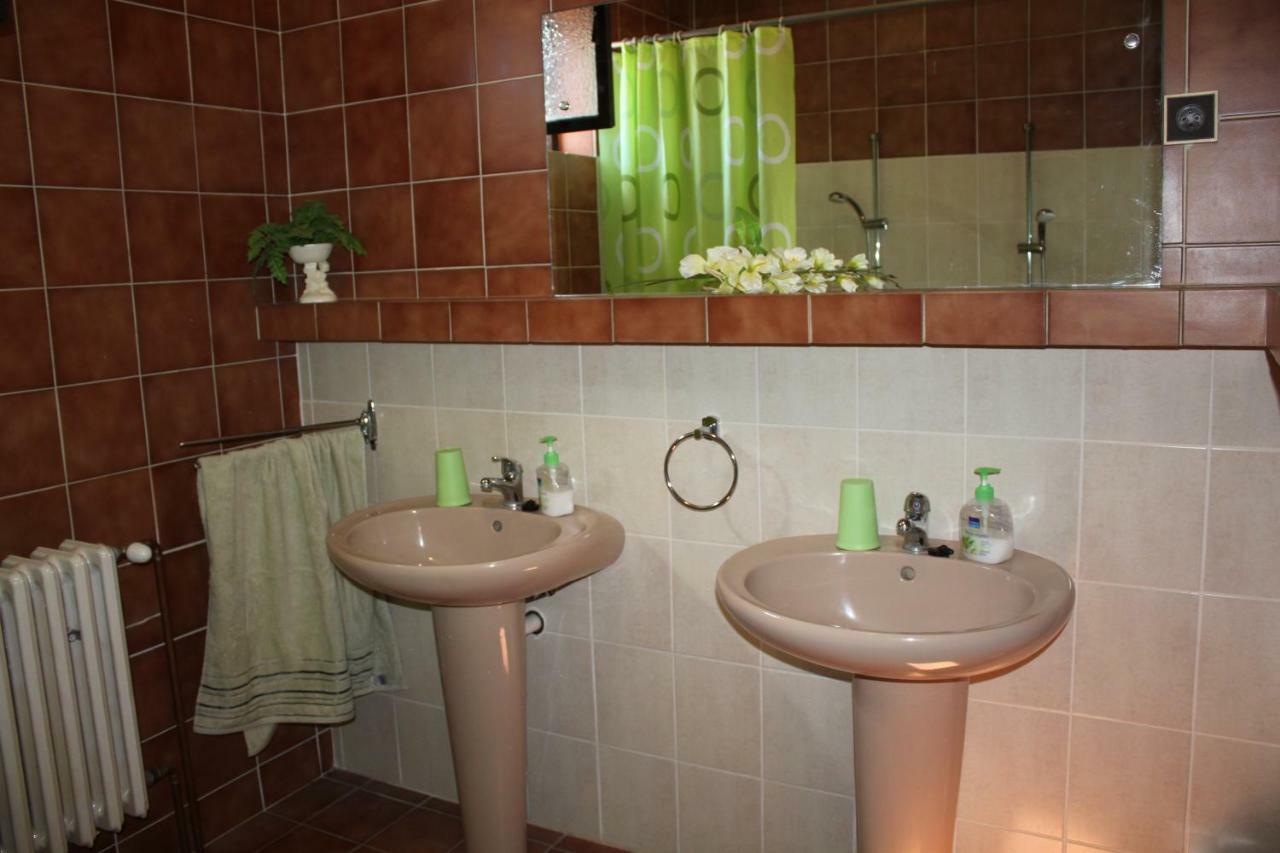 Vestonicka Jizdarna Apartment Dolni Vestonice Ngoại thất bức ảnh